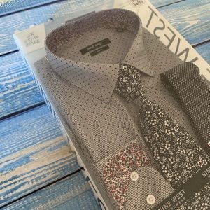 Nine West - shirt with 2 ties.